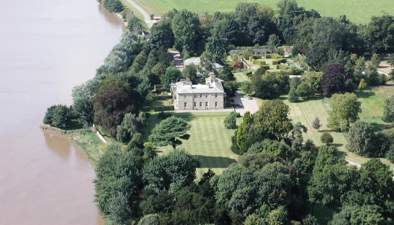 Saltmarshe Hall Bagian luar foto
