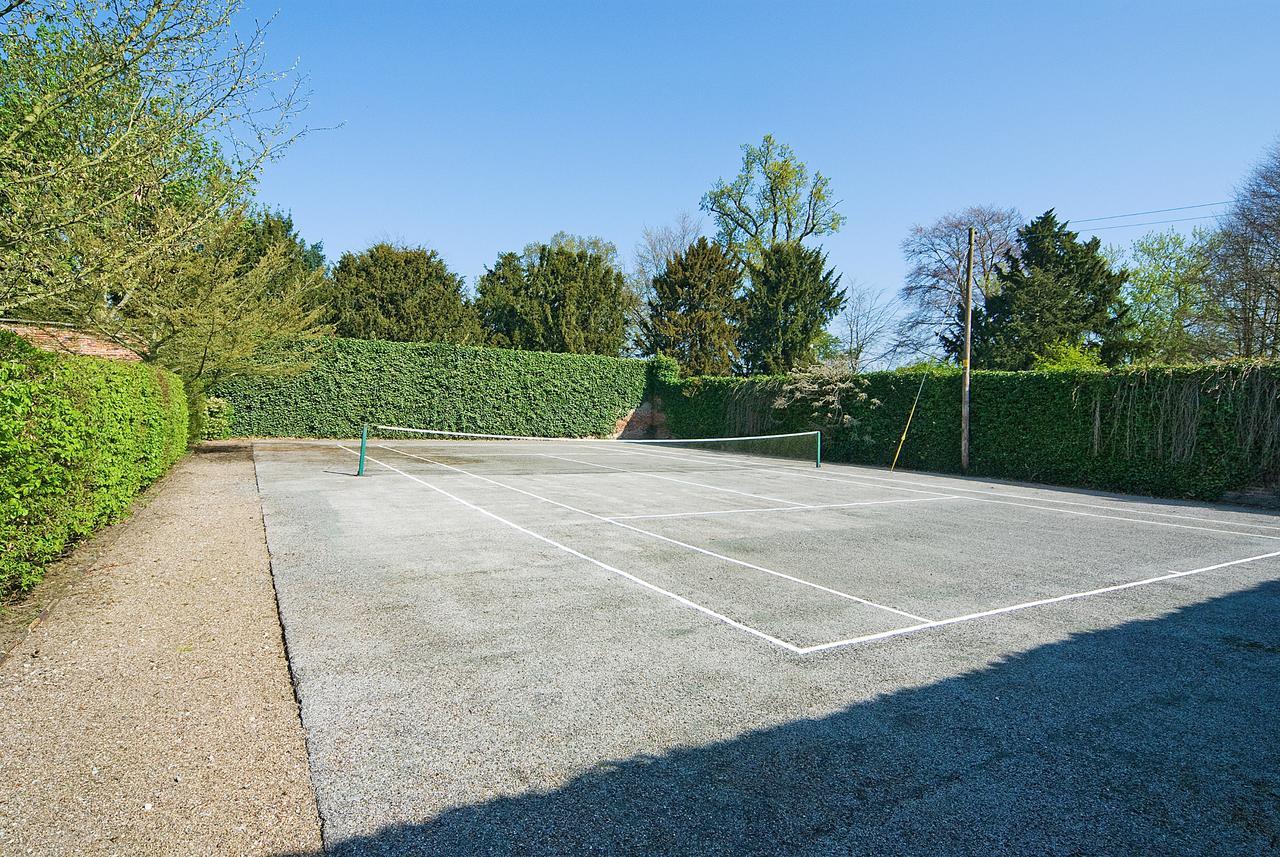 Saltmarshe Hall Bagian luar foto