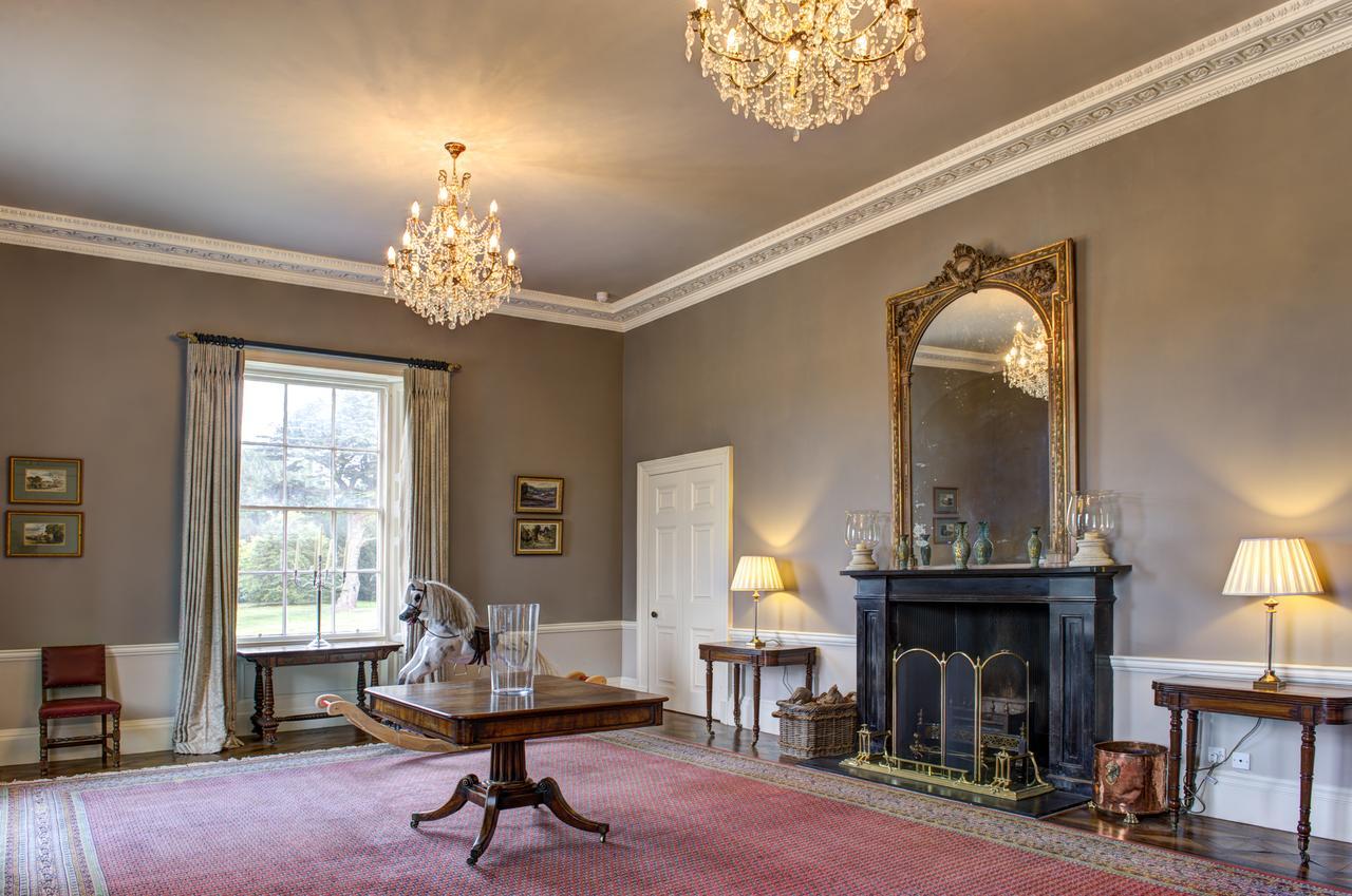 Saltmarshe Hall Bagian luar foto